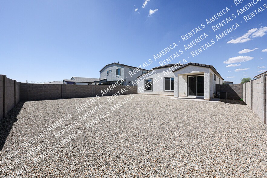 Building Photo - 18063 W Soft Wind Dr
