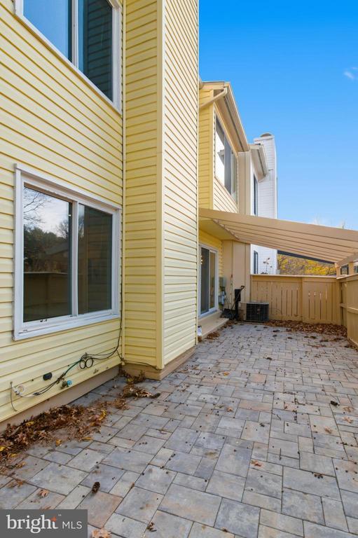 Building Photo - 20 Lea Pond Ct