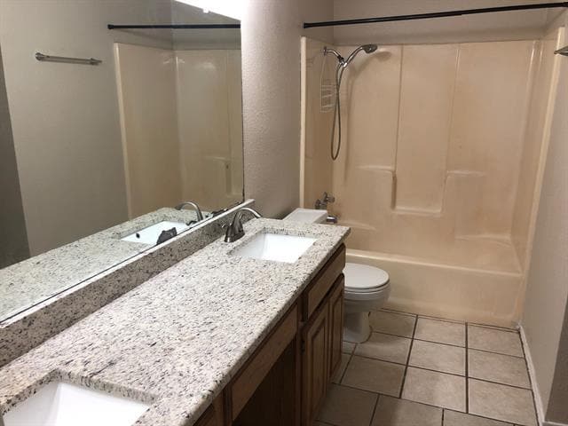 Building Photo - 2832 Shady Brook Dr