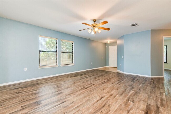 Building Photo - Beautiful Home in Southeast Austin – Pool ...