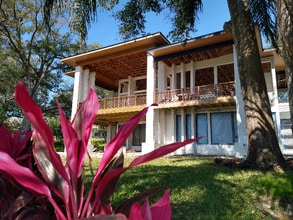 Building Photo - 2053 Carolina Ave