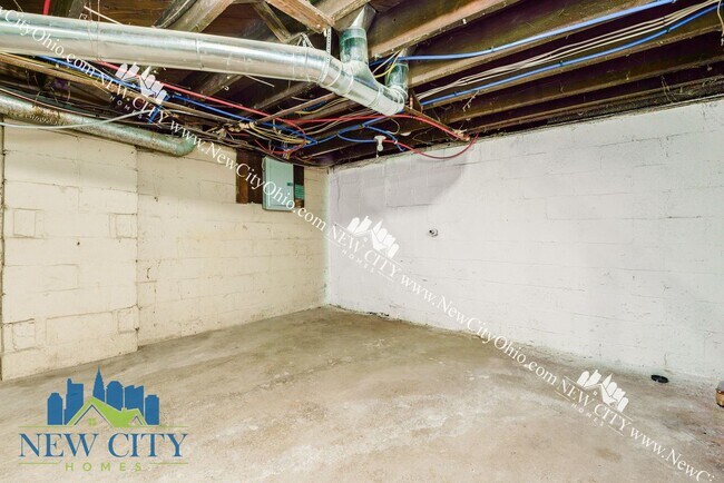 Building Photo - 53-55 Hawkes Avenue, Columbus, OH 43222