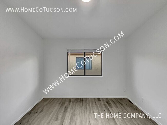 Building Photo - 1598 W Lavender Sky St