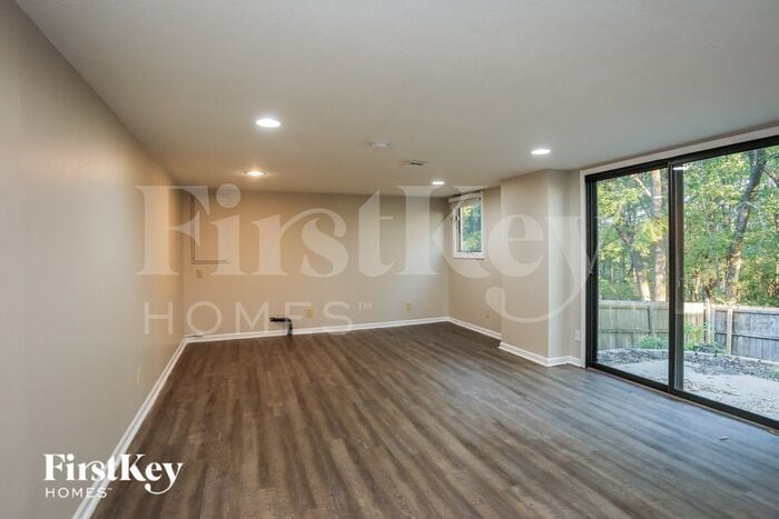 Building Photo - 15102 W 131st St