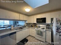 Building Photo - 175 Beacon St