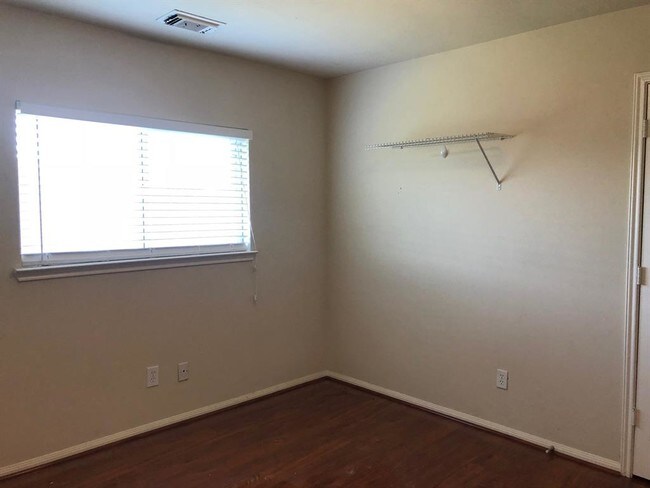 Building Photo - 3427 Cheviot Hills Ln