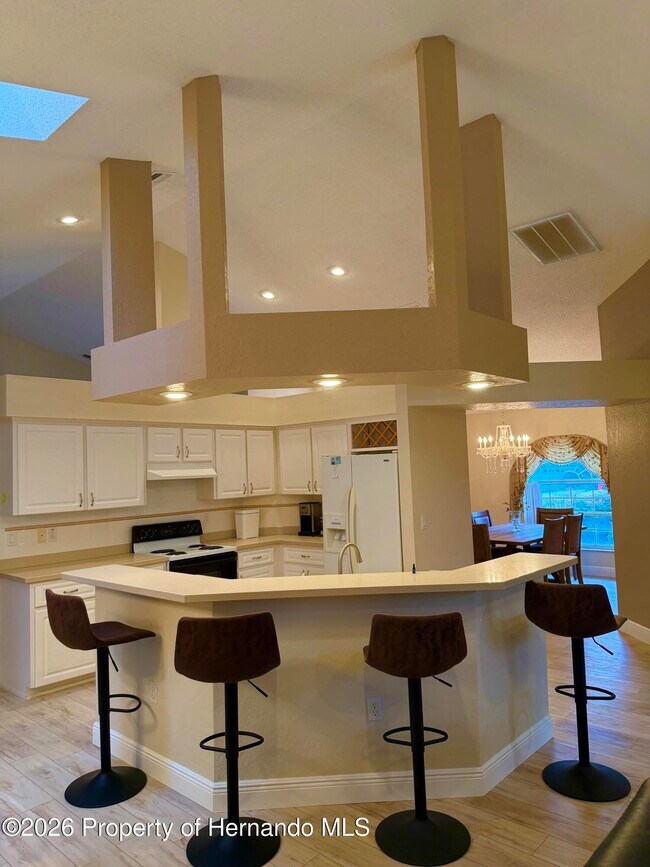 Building Photo - 9448 Tooke Shore Dr