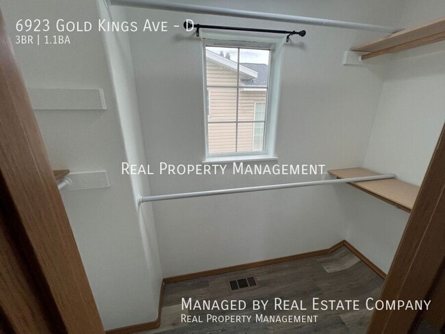 Building Photo - 6923 Gold Kings Ave
