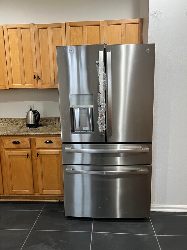 Building Photo - 1817 S Rendon St