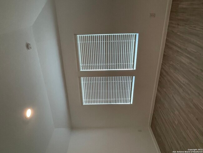Building Photo - 435 Butterfly Bush Ct