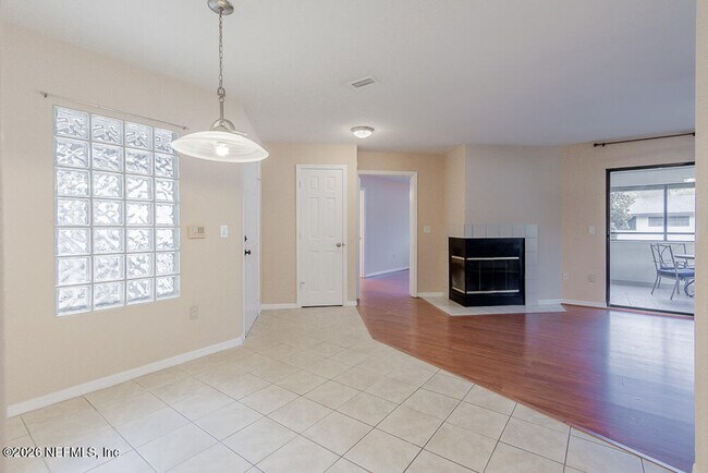 Building Photo - 10150 Belle Rive Blvd
