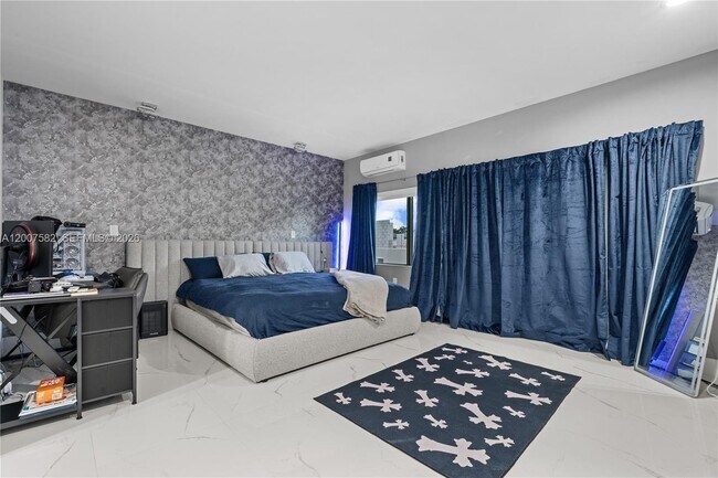 Building Photo - 17900 SW 149th Ave