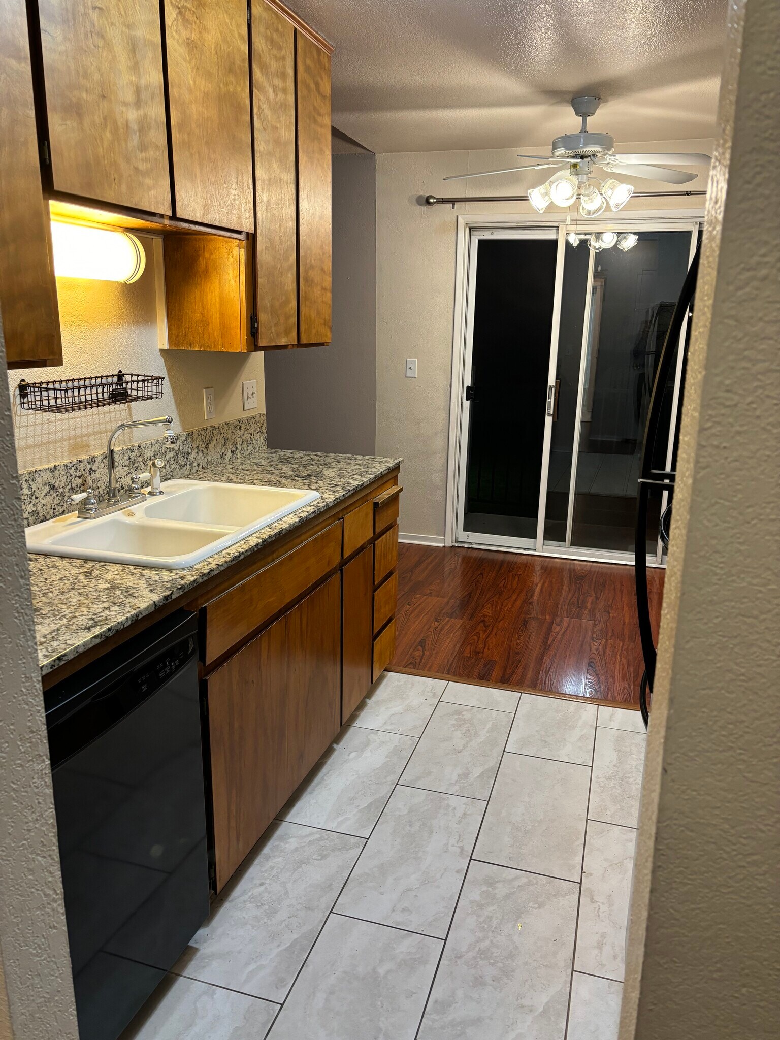 Kitchen and dining rooms - 445 Almond Dr. #29