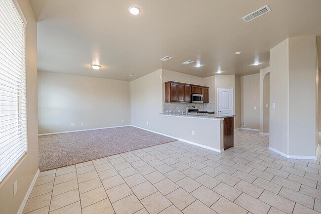 Building Photo - 7216 Brooks Ranch Rd