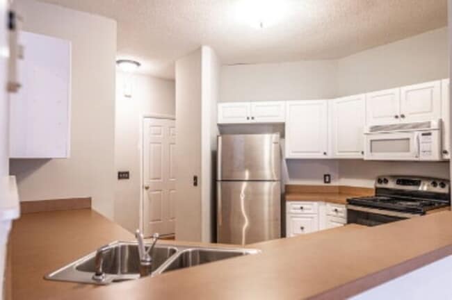 Building Photo - 1110 Devonshire Trail