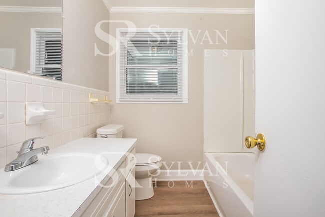 Building Photo - Prepare to be impressed by this 4 bedroom,...