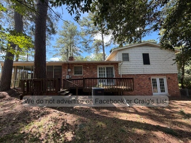 Building Photo - 3339 7 Mountain Dr