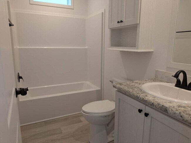 Building Photo - 5702 Blue Harbor Dr