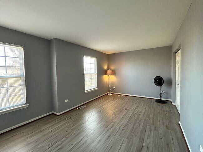 Building Photo - 2643 Pecos Cir