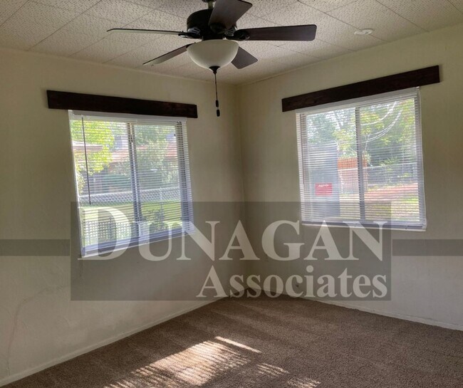 Building Photo - 912 Franklin St