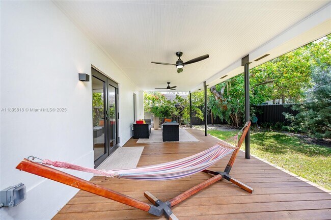 Building Photo - BAY VISTA PARK