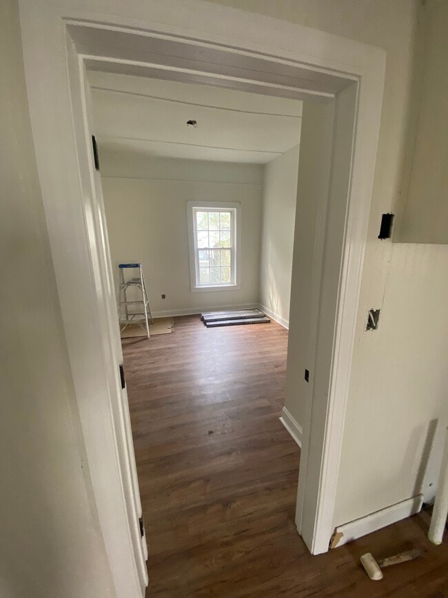 Building Photo - 114 N Missouri St