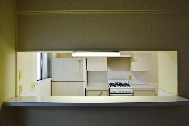 Building Photo - 2610 Salado St