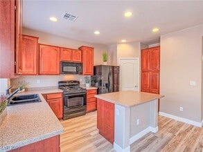 Building Photo - 7017 Whipple Manor St