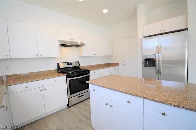 Building Photo - 5708 Wishing Coin Ct