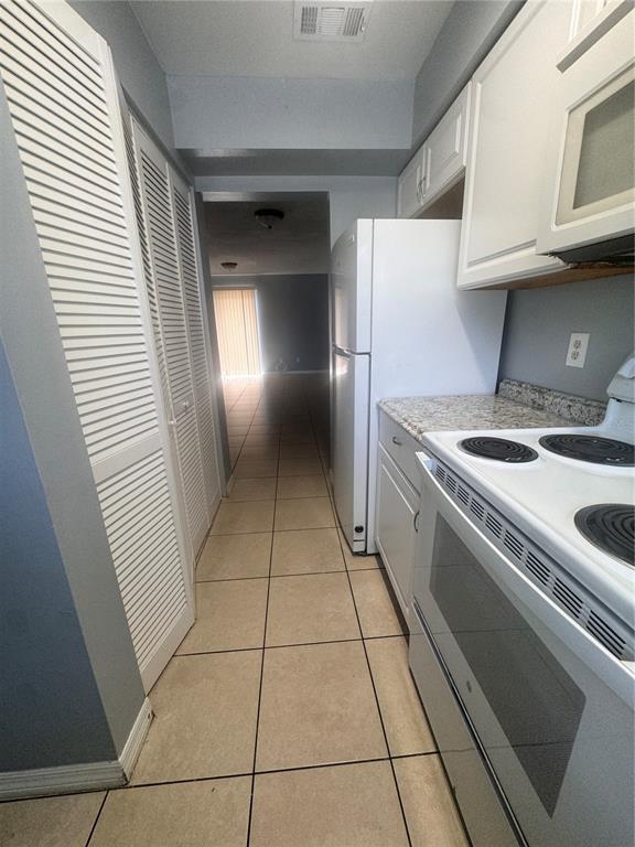 Building Photo - 205 Eden Ln
