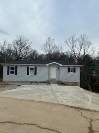 Building Photo - 3833 US-65