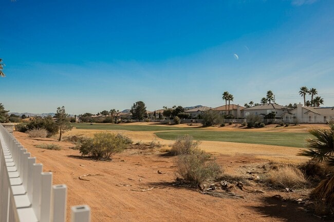 Building Photo - Luxury Home located in Henderson