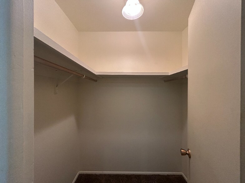 Building Photo - 1636 Targhee Dr