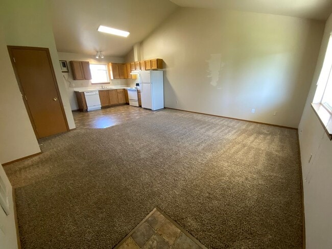 Building Photo - 1001 E 19th Ave