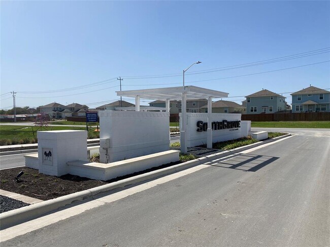 Building Photo - 230 Cherry Laurel Ln