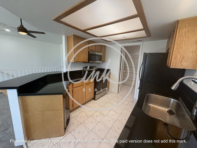 Building Photo - 2 Bedroom Duplex with amazing views in Gardnerville Ranchos