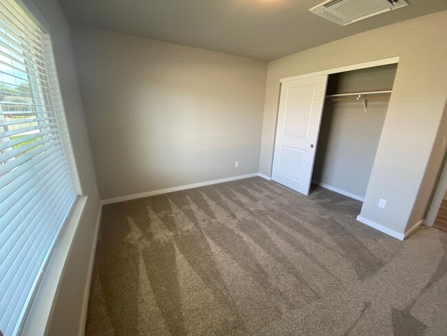 Building Photo - 109 Citation Ct