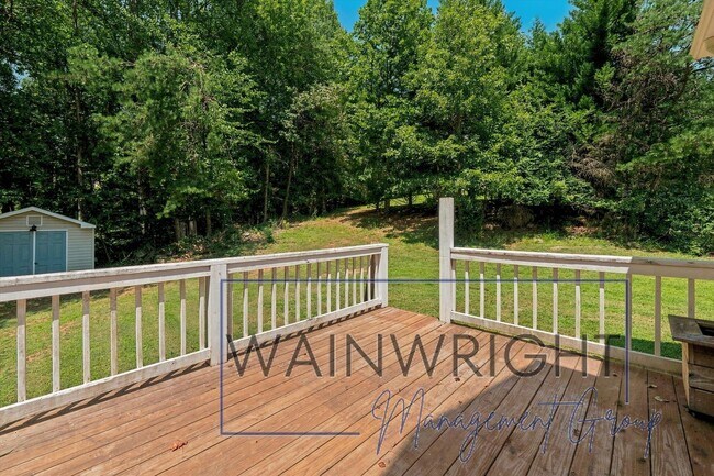 Building Photo - Lake Access Home Wirtz, VA