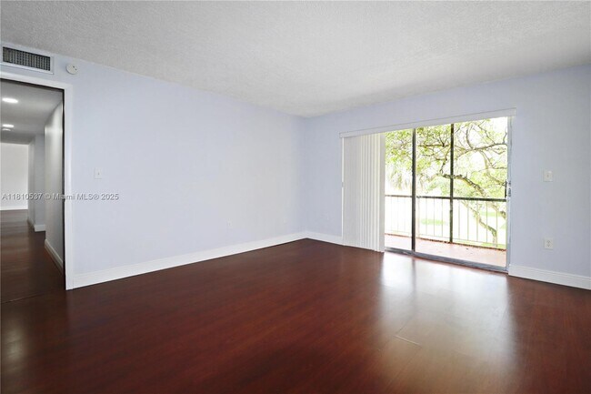 Building Photo - 13700 SW 62nd St