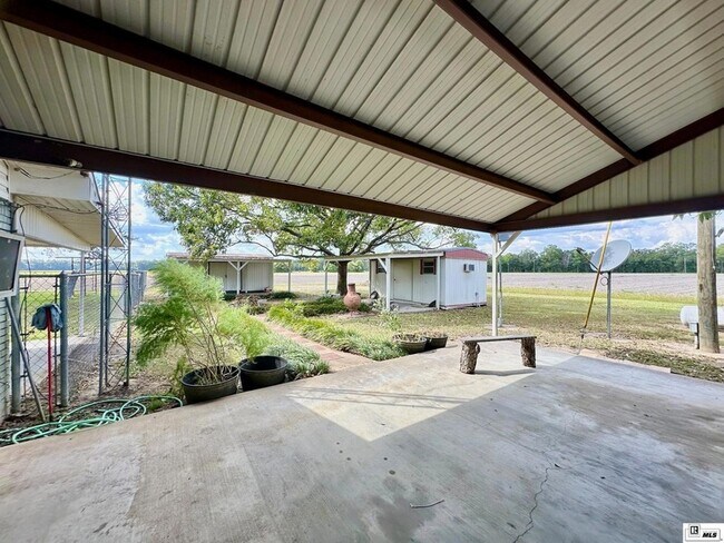 Building Photo - 1448 French Turn Rd