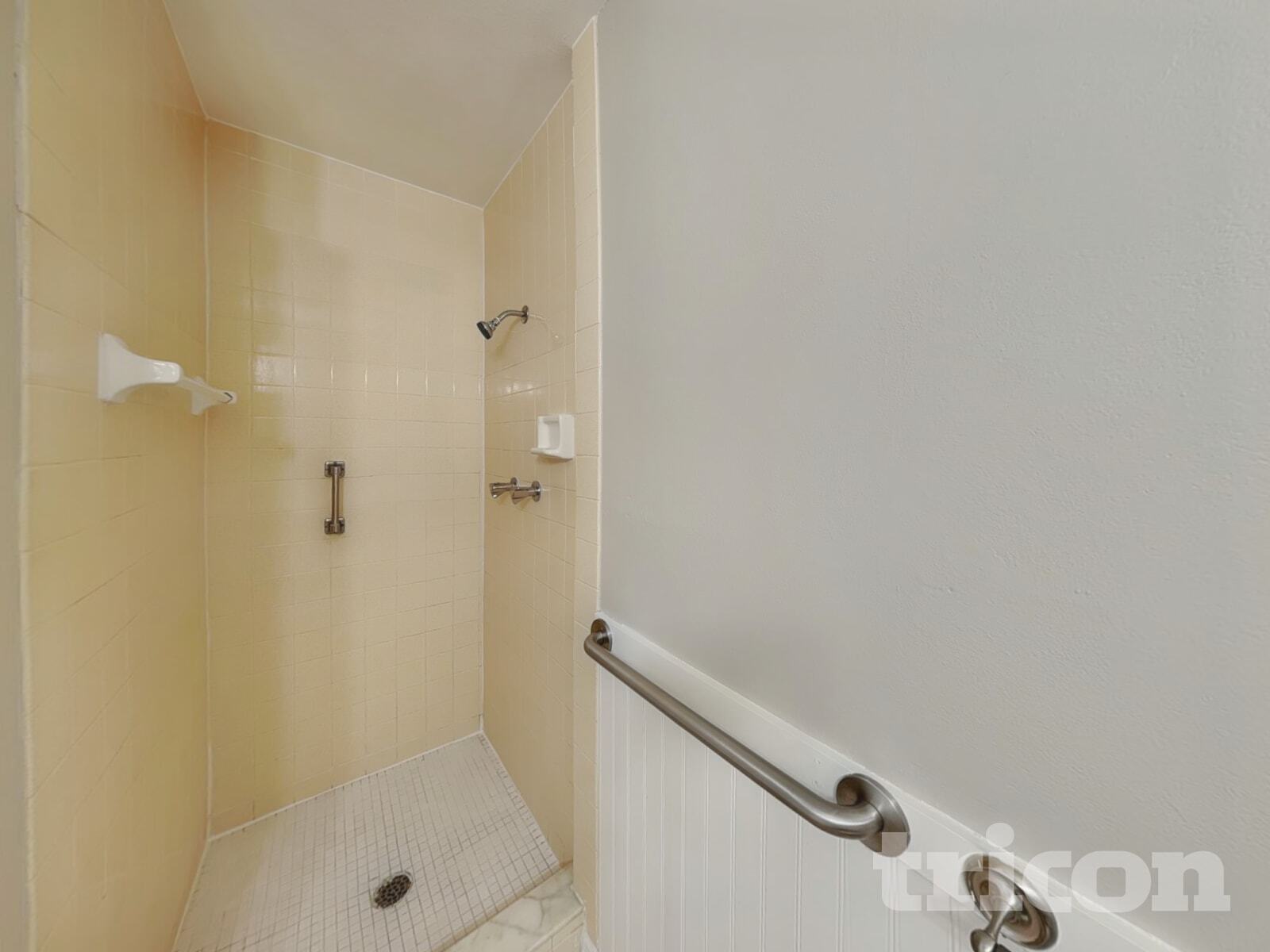 Building Photo - 12624 Eddington Rd