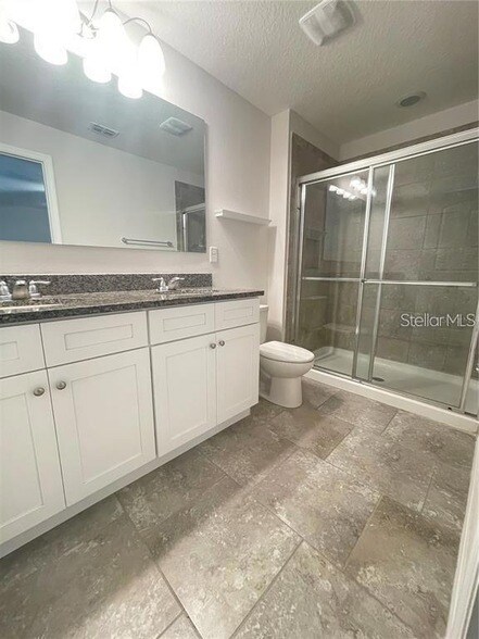 Building Photo - 16525 Outter Grv Aly