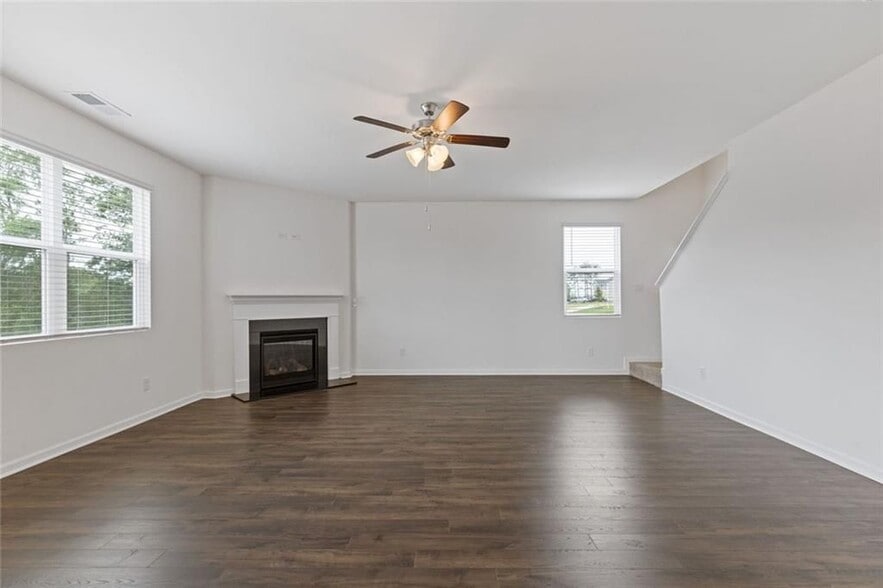 Building Photo - 294 Ralph Still Rd