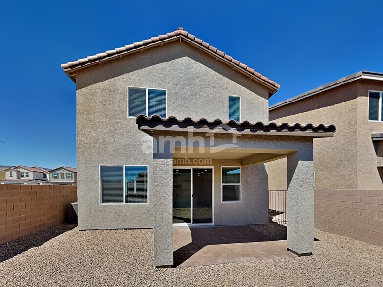 Building Photo - 8401 Flagpole Lp Ave
