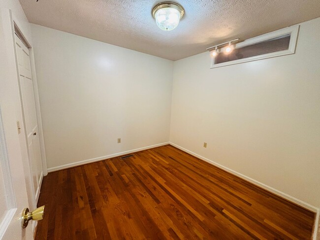 Building Photo - 70 Franklin Parke Ct SW