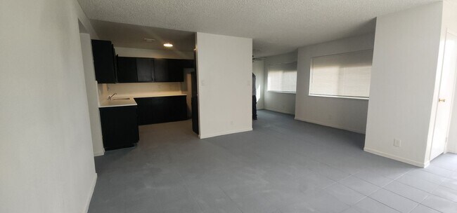 Building Photo - 6940 Hopkins Dr