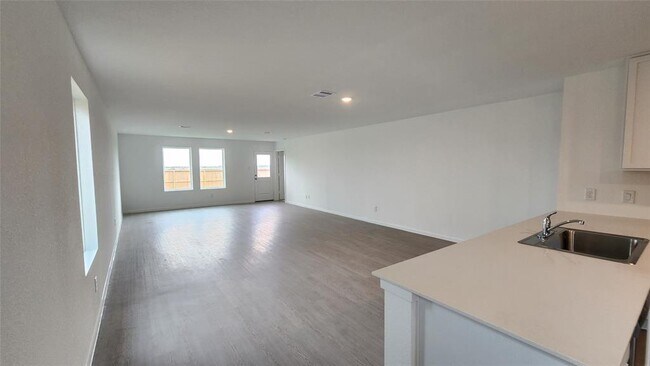 Building Photo - 29015 Rustic Windmill Wy