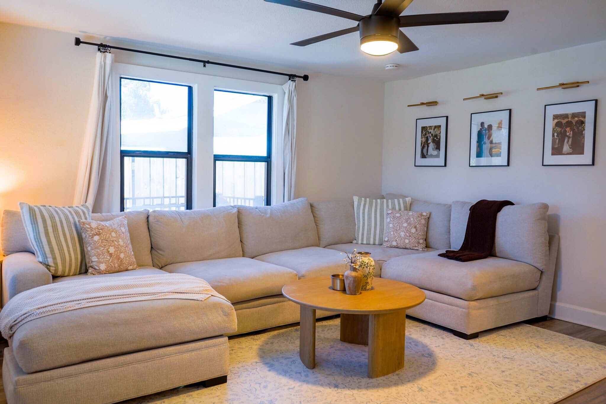 Building Photo - 3835 4th Ave N