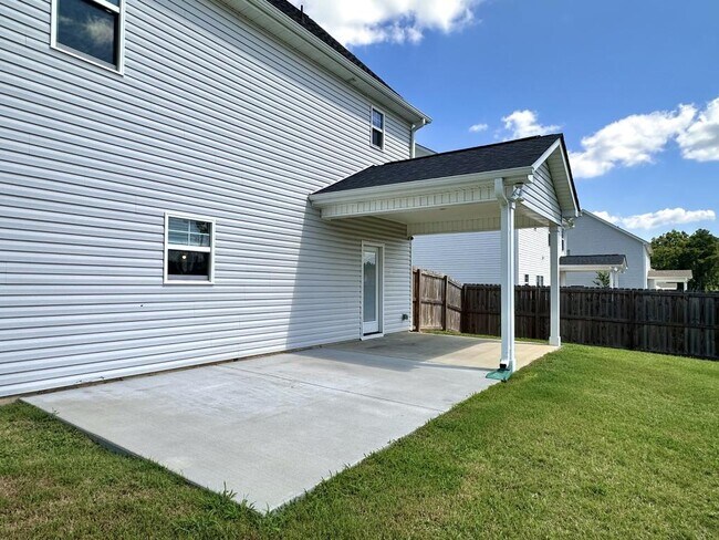 Building Photo - 150 Leach Creek Dr