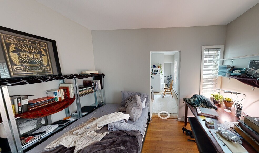 Building Photo - 5 Elmer St